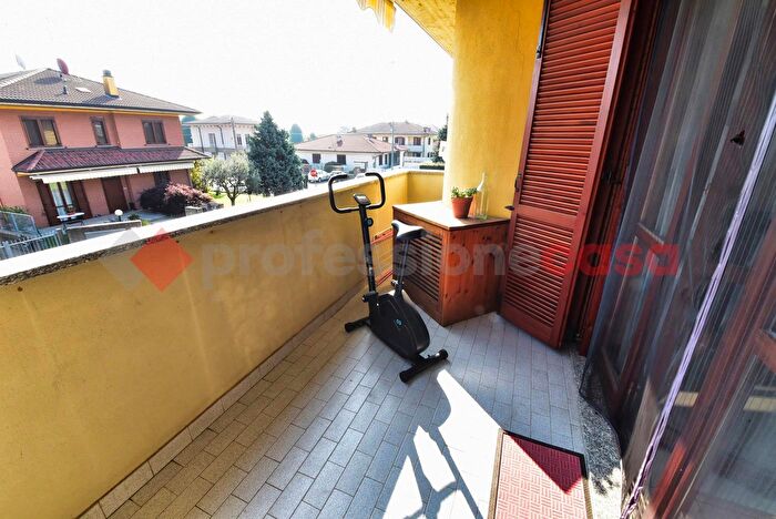 Case in Vendita e in Affitto - 3