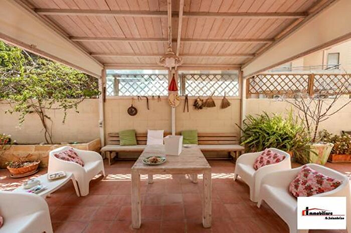 Appartamento con 5 locali in vendita in Via Fiesole, Lecce