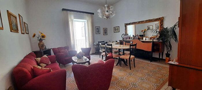 Appartamento con 6 locali in vendita in Marsala