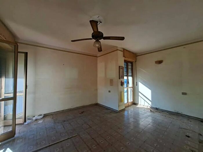 Appartamento con 5 locali in vendita in Via Tescione, Caserta