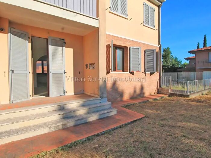 Appartamento con 5 locali in vendita in Via Marche, Torrita Di Siena