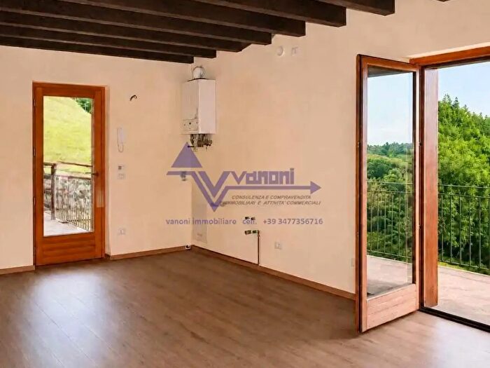 Appartamento trilocale in vendita in Aviatico