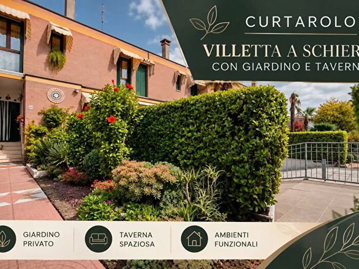 Casa con 7 locali in vendita in Via Dalmazia, Curtarolo