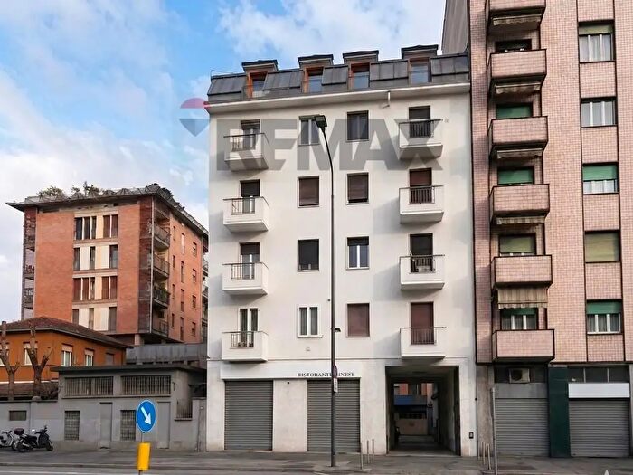 Appartamento trilocale in affitto in Milano