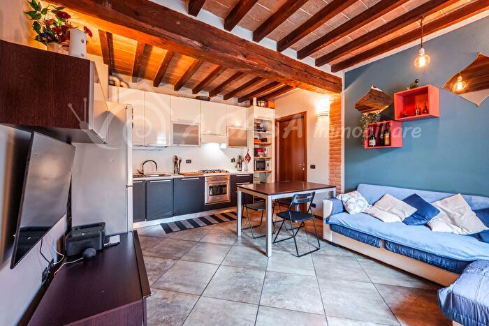 Appartamento bilocale in vendita in Via dei Collegati, Fornovo Di Taro