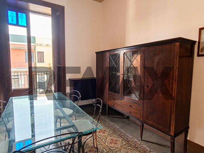 Casa quadrilocale in affitto in Via Roma, Centro, Mascalucia