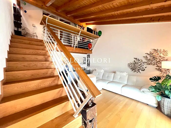 Casa con 5 locali in vendita in Borso Del Grappa