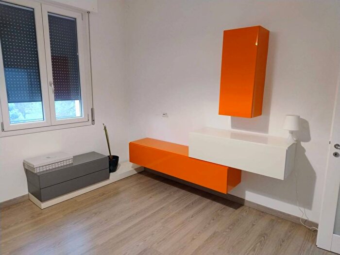 Appartamento trilocale in affitto in Bolognina, Bologna