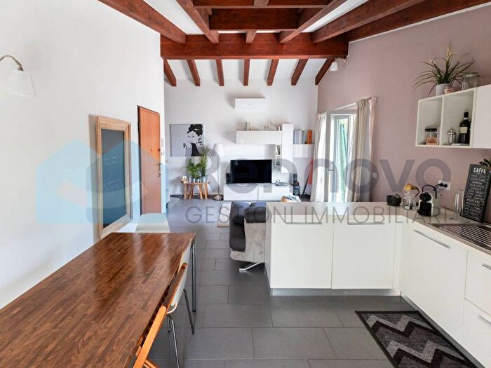 Appartamento trilocale in affitto in Via Cecilio, Camerlata Rebbio, Como