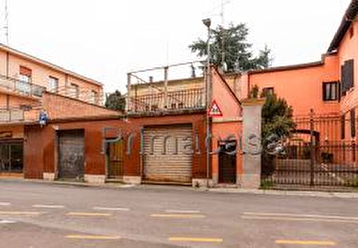 Casa quadrilocale in vendita in Via Santa Chiara, Carpi