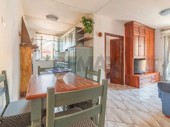 Appartamento trilocale in vendita in Ischia Di Castro