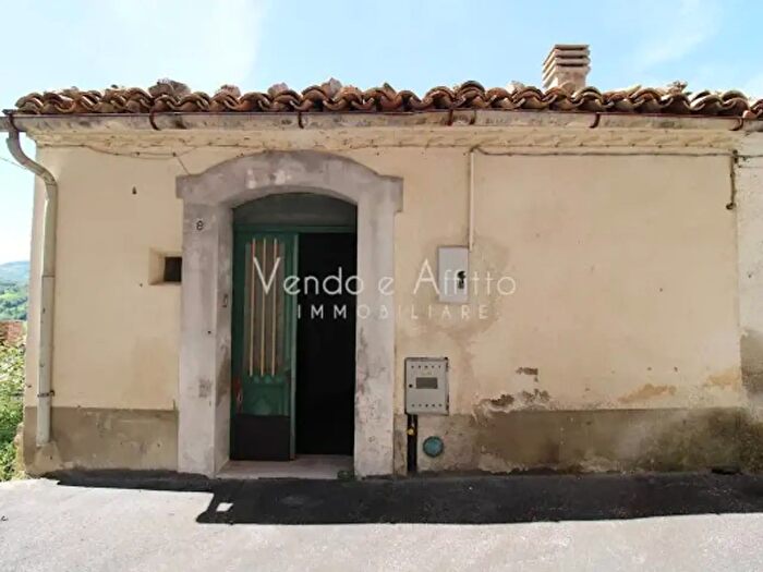 Casa quadrilocale in vendita in Carunchio