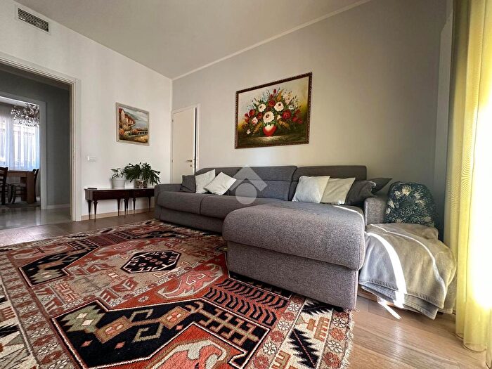 Appartamento trilocale in vendita in Via San Francesco, Sona