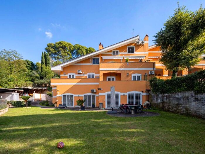 Appartamento con 5 locali in affitto in Via Di Grottarossa, Grottarossa Saxa Rubra, Roma