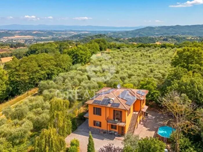 Casa con 6 locali in vendita in Via a De Gasperi, Citta' Della Pieve