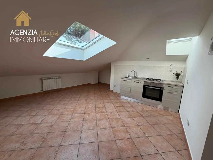 Appartamento quadrilocale in vendita in Via Frascati, Rocca Di Papa