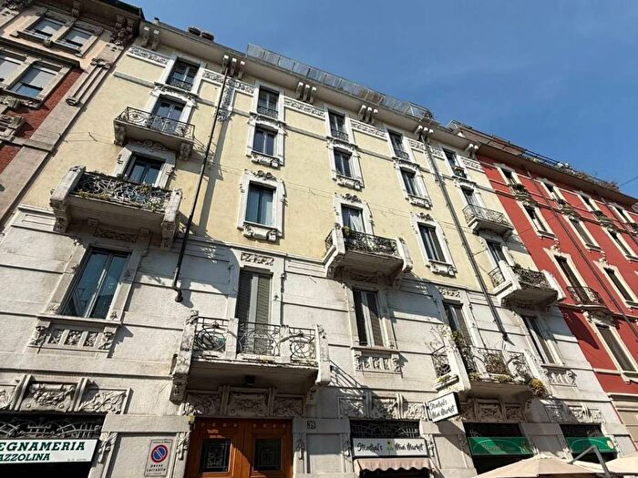 Appartamento bilocale in affitto in Via Stendhal, Solari, Milano