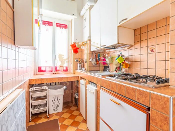 Appartamento trilocale in vendita in Via Privata Flumendosa, Milano