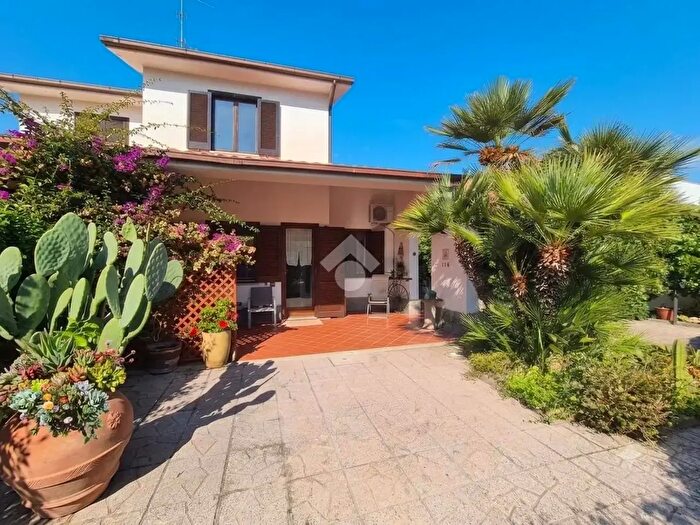 Casa quadrilocale in vendita in Marina Velca Golf, Tarquinia