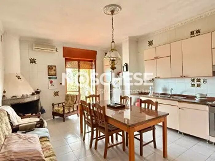 Appartamento con 6 locali in vendita in Via delle Sirene, Pontecagnano Faiano