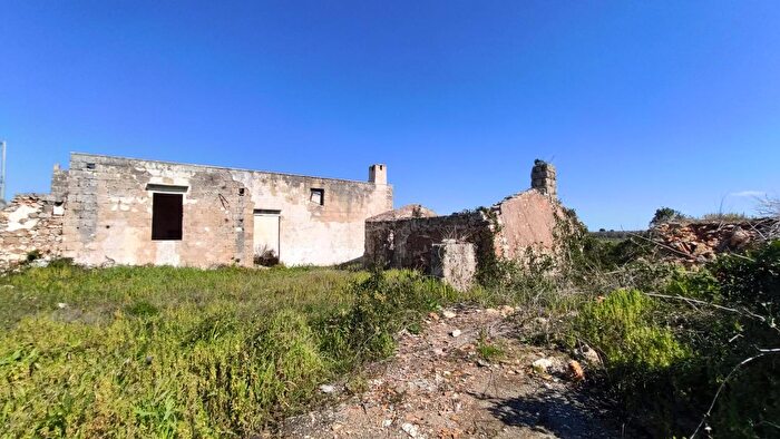 Casa con 5 locali in vendita in Sp, Casarano