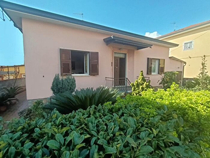 Casa con 5 locali in vendita in XV Aprile, Castelnuovo Magra