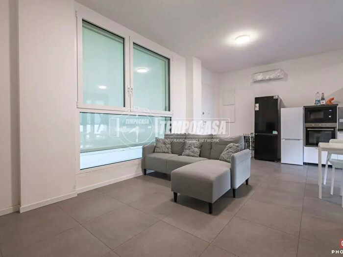 Appartamento con 6 locali in vendita in Bologna