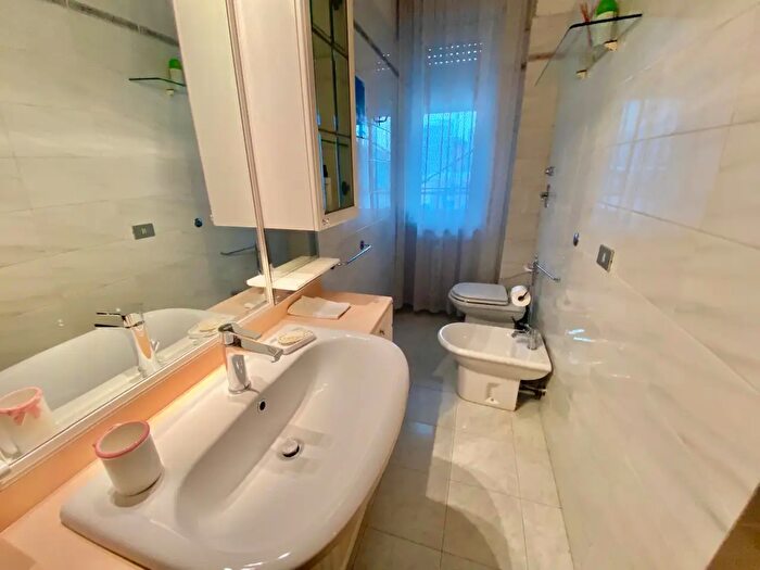 Appartamento bilocale in affitto in Piazza Italia, Bresso