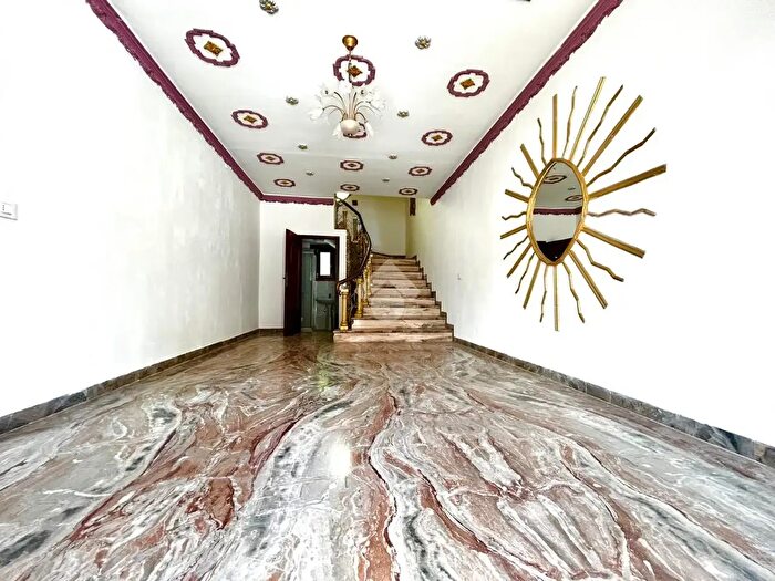 Casa con 5 locali in affitto in Via Via dei Martiri, Crocetta Del Montello