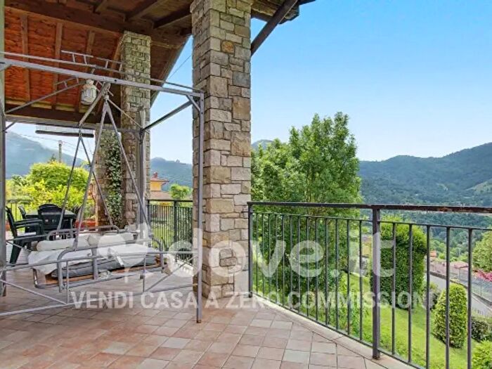 Casa quadrilocale in vendita in Via Sorte, Luzzana