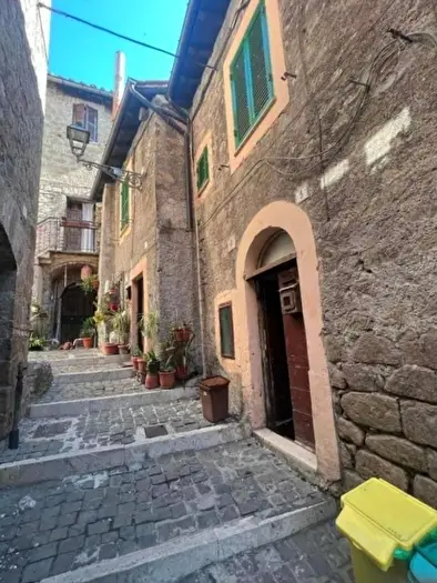 Appartamento bilocale in vendita in Via Brancaleone, Genazzano