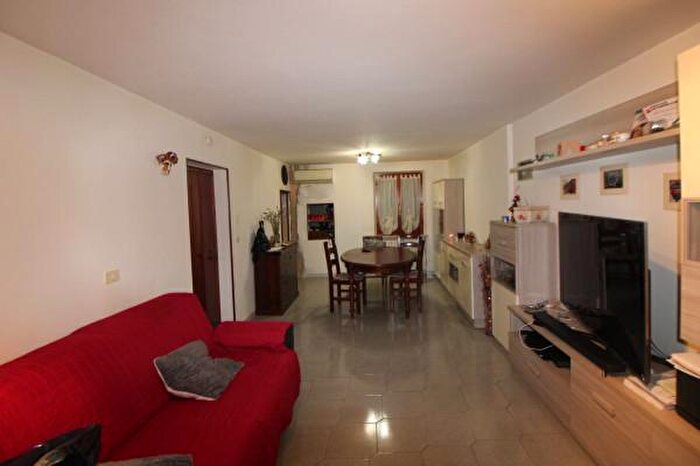 Appartamento quadrilocale in vendita in Via Roma, Jesi