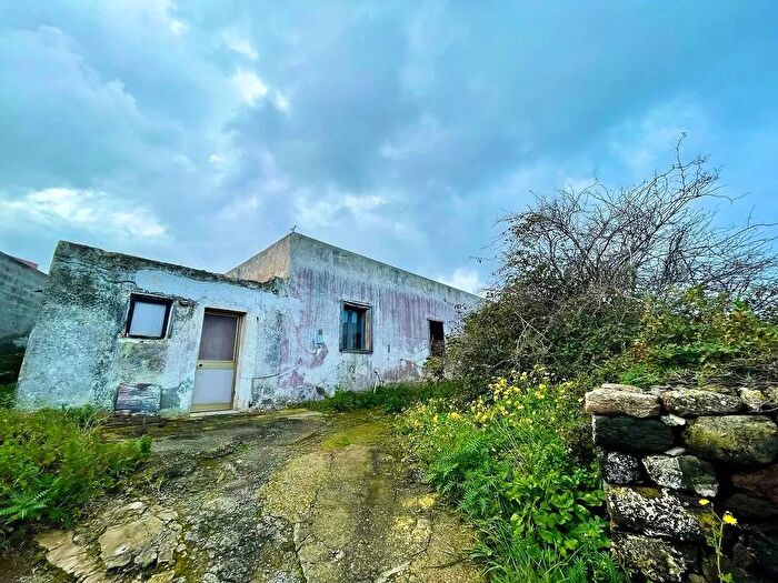 Casa con 5 locali in vendita in Contrada Kazen, Pantelleria