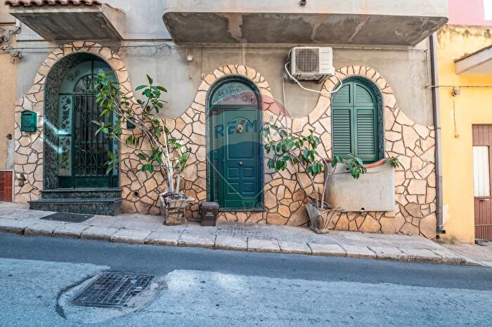 Casa con 5 locali in vendita in Via Giovanni Lanza, Pachino