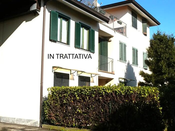 Appartamento bilocale in vendita in Via Giosue Ceriani, Origgio