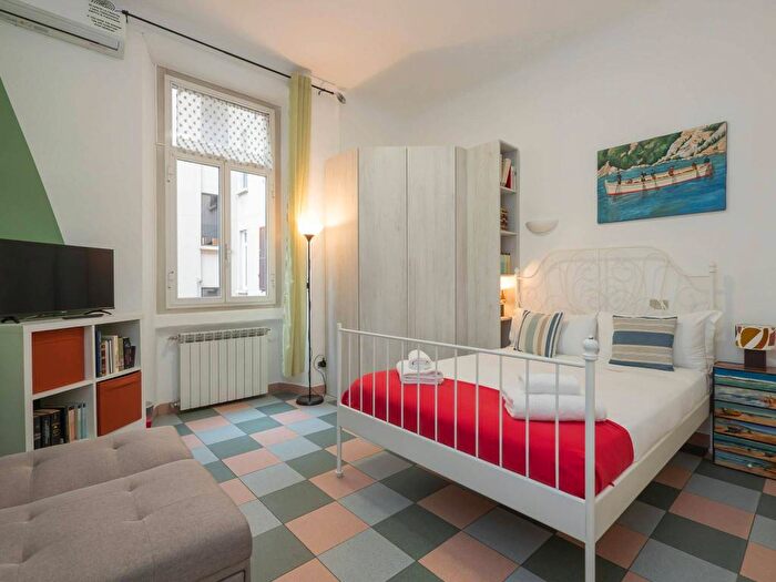 Appartamento monolocale in affitto in Via Orti, Quadronno Crocetta, Milano