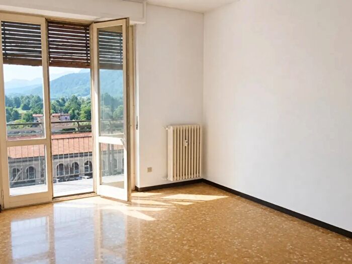 Appartamento monolocale in vendita in Luino