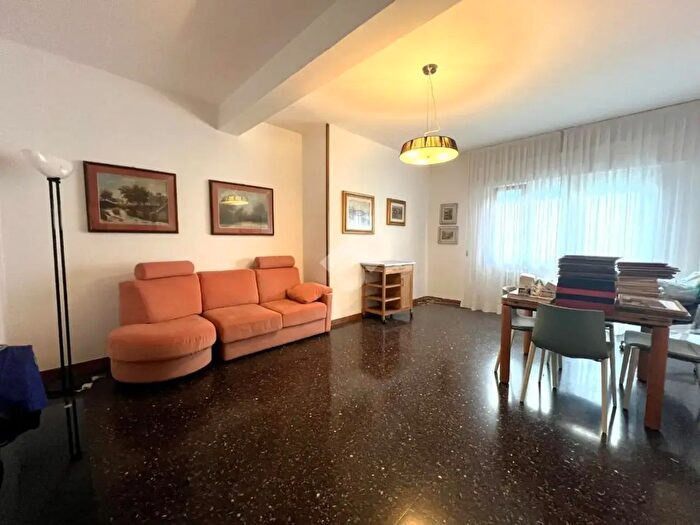Appartamento trilocale in vendita in Via Reggimento Fanteria, Treviso