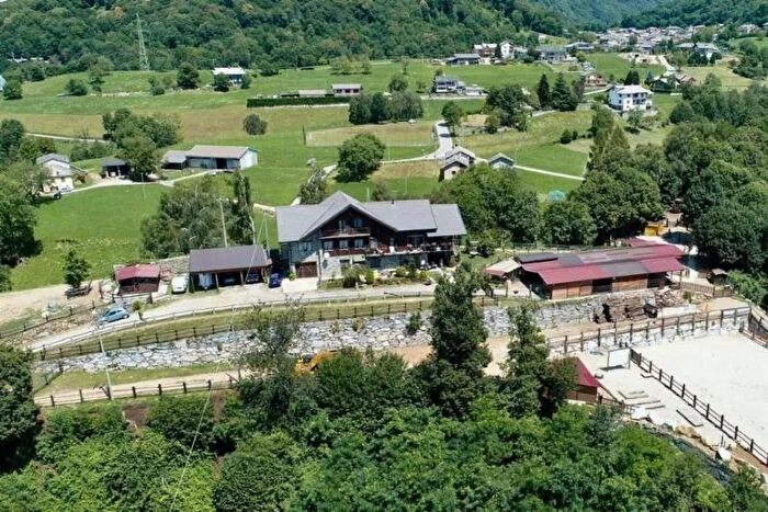 Casa in vendita in Viu