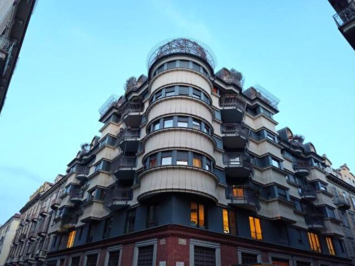 Appartamento quadrilocale in affitto in Via Vincenzo Vela, Crocetta, Torino