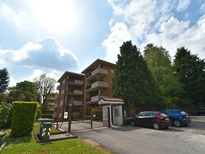 Appartamento trilocale in vendita in Alcide De Gasperi, Bernareggio