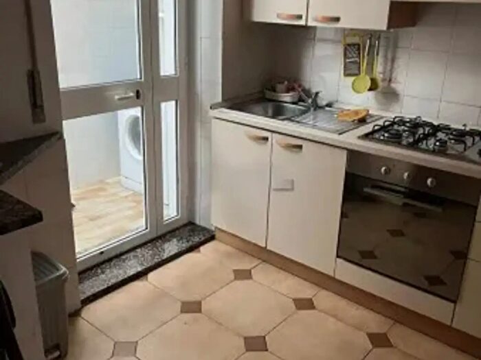 Appartamento bilocale in affitto in Via Sezze, Roma