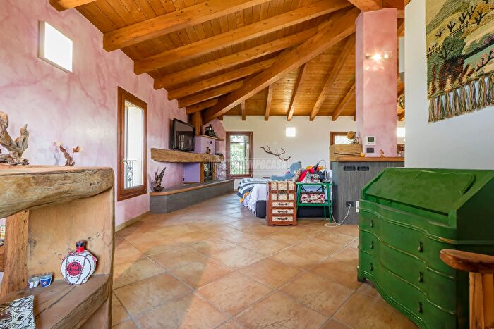 Casa con 10 locali in vendita in Via Alfonso Sghinolfi, Anzola DellEmilia