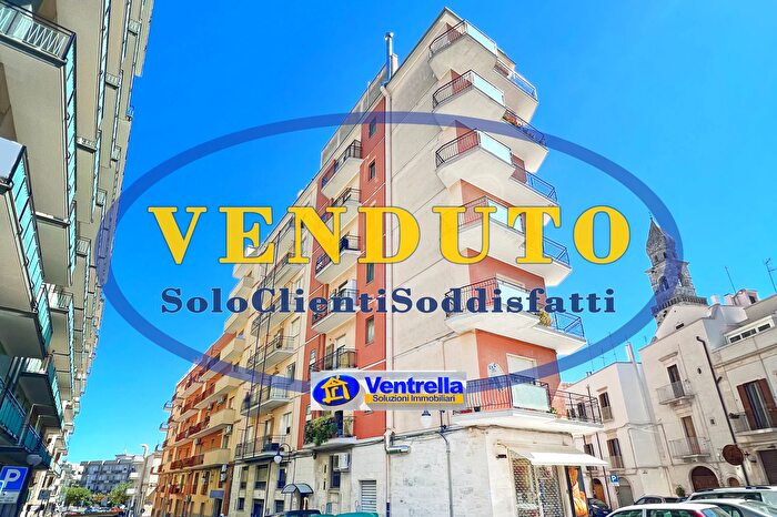 Appartamento trilocale in vendita in Via Margherita di Savoia, Putignano