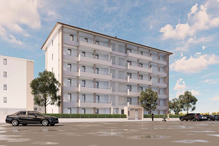 Appartamento trilocale in vendita in Corso Europa, Piacenza