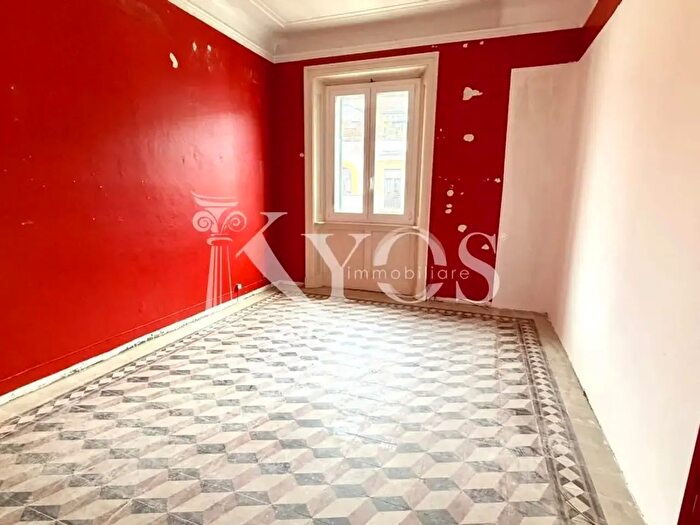 Appartamento trilocale in vendita in Via Carpaccio, Milano