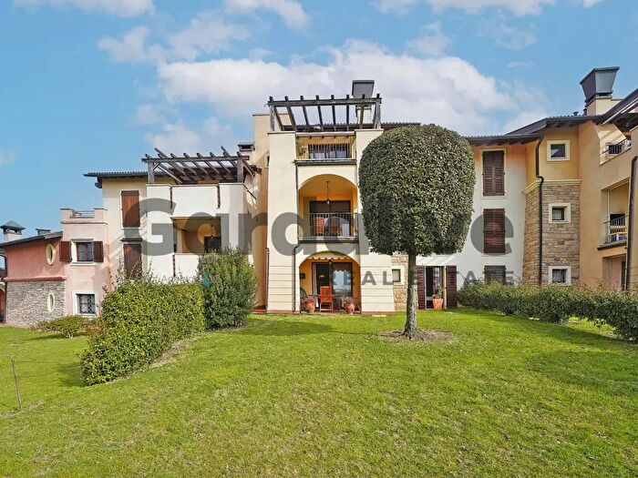 Appartamento bilocale in vendita in Località Sermana, Peschiera Del Garda