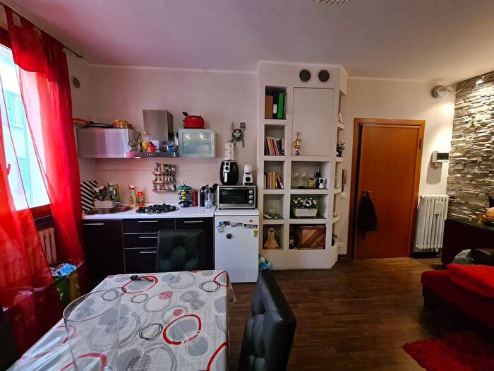 Appartamento bilocale in affitto in Via San Martino, Centro Storico, Reggio Emilia