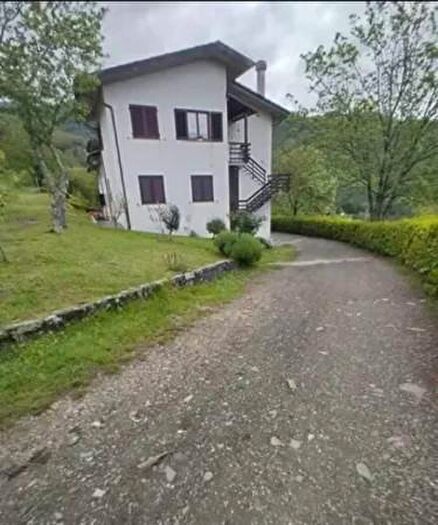 Appartamento quadrilocale in vendita in Via Chiusa Galli, San Marcello Piteglio