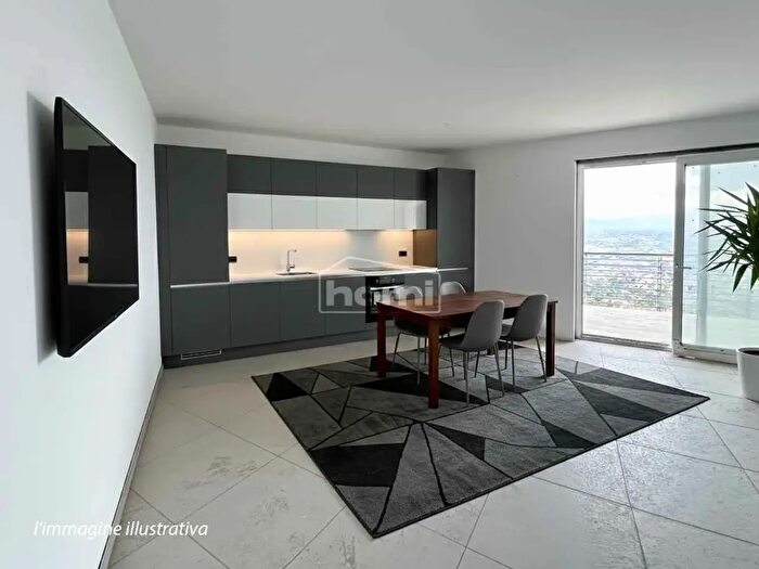 Appartamento trilocale in vendita in Chieti